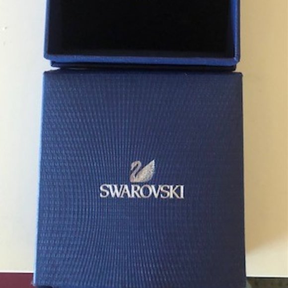 SWAROVSKI Double Heart Silver Necklace (38cm) - Picture 3 of 4